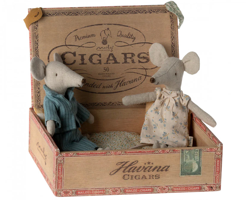 Maileg Mum and Dad Mouse in Cigar Box