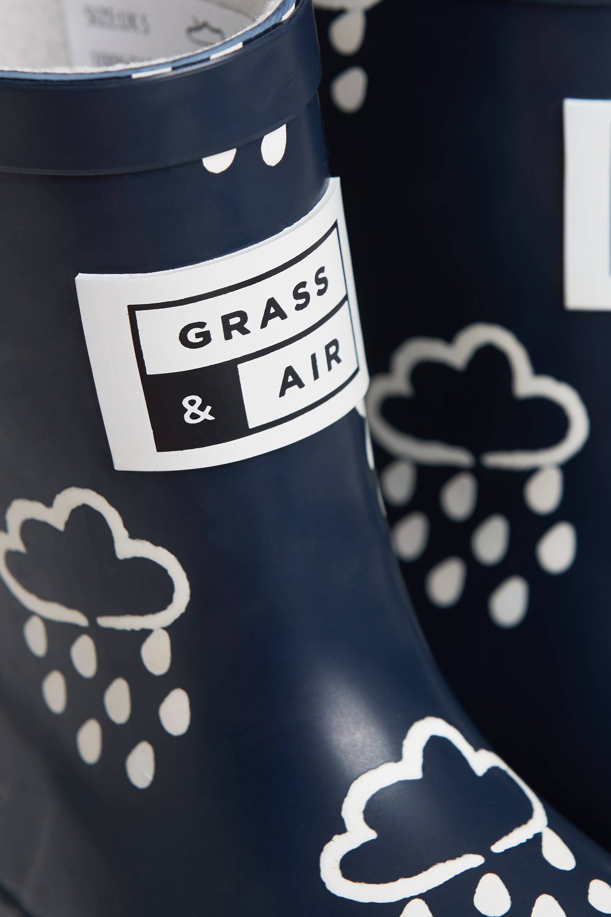 Kids Navy Colour-Revealing Wellies: 4 infant